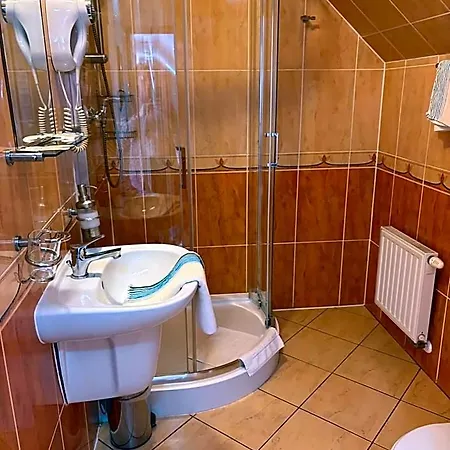 Kruszyna 3*
